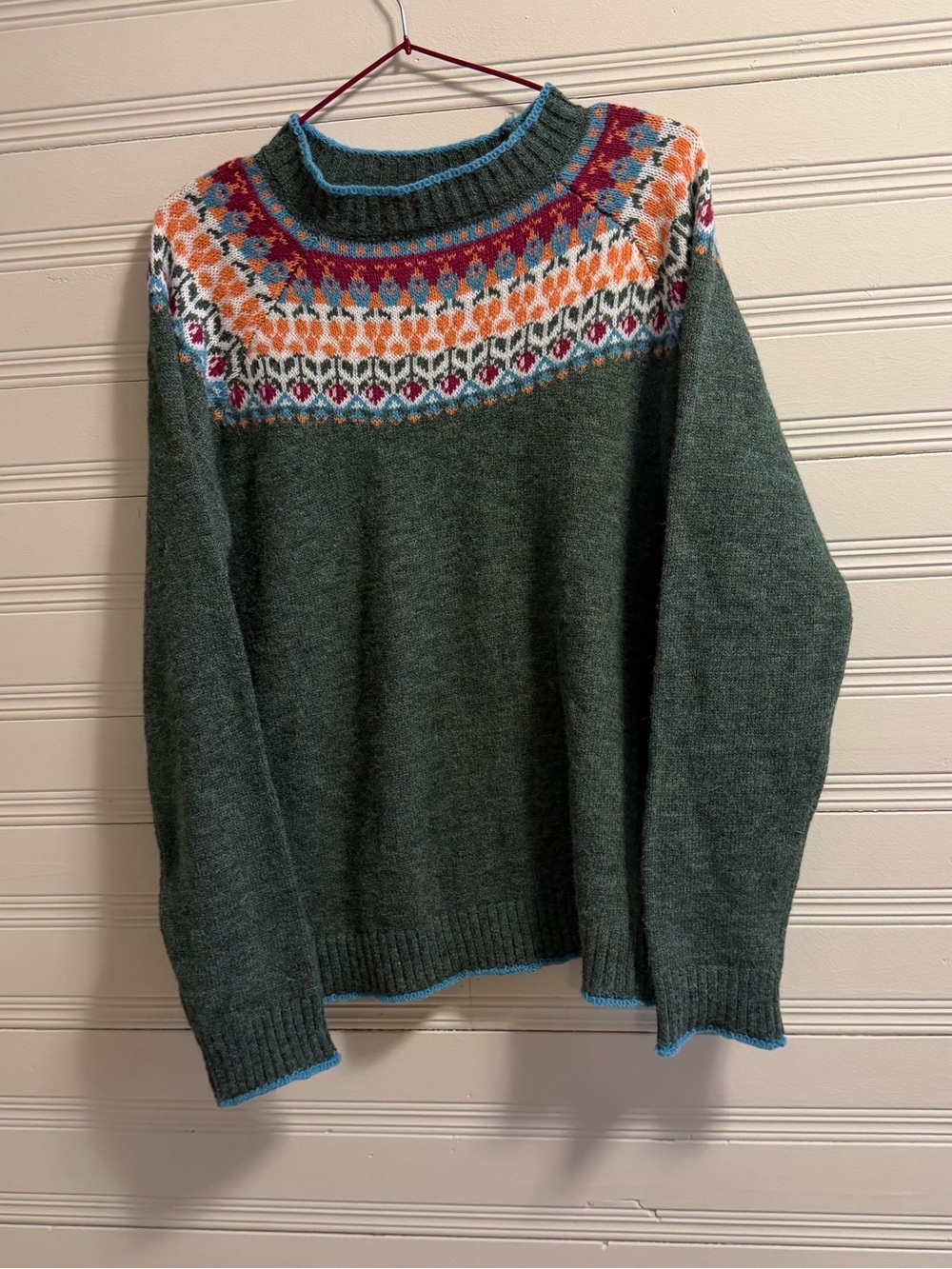 Scandinavian Style Fair Isle Sweater Size L